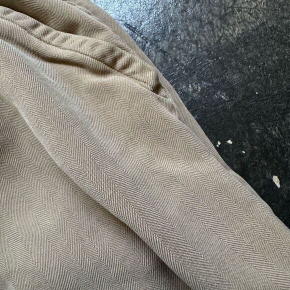 Tommy Bahama Men's Vintage 90s Relaxed Fit Chino Shorts Tan Size 38 100% Silk - Picture 6 of 16